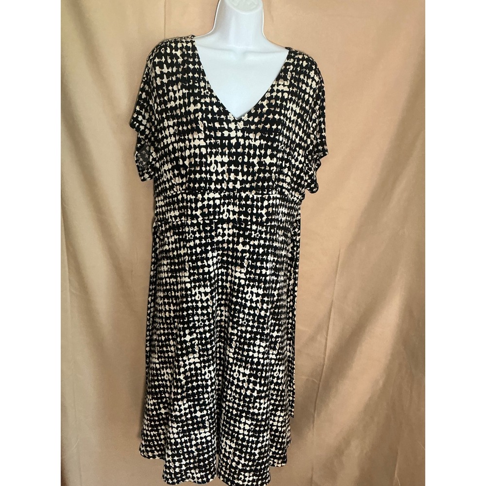 JM Collection Dress Women XL Black White Excellent Abstract V-Neck Empire Waist